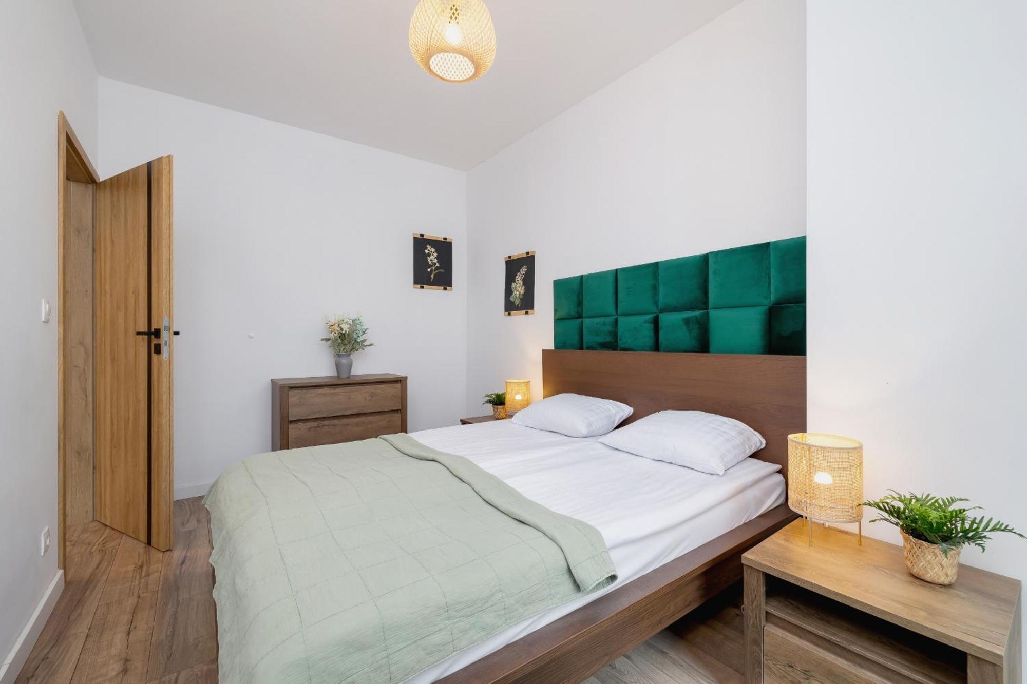 Exclusive Apartment In Katowice With Balcony, Parking, Gym And Sauna By Noclegi Renters Luaran gambar