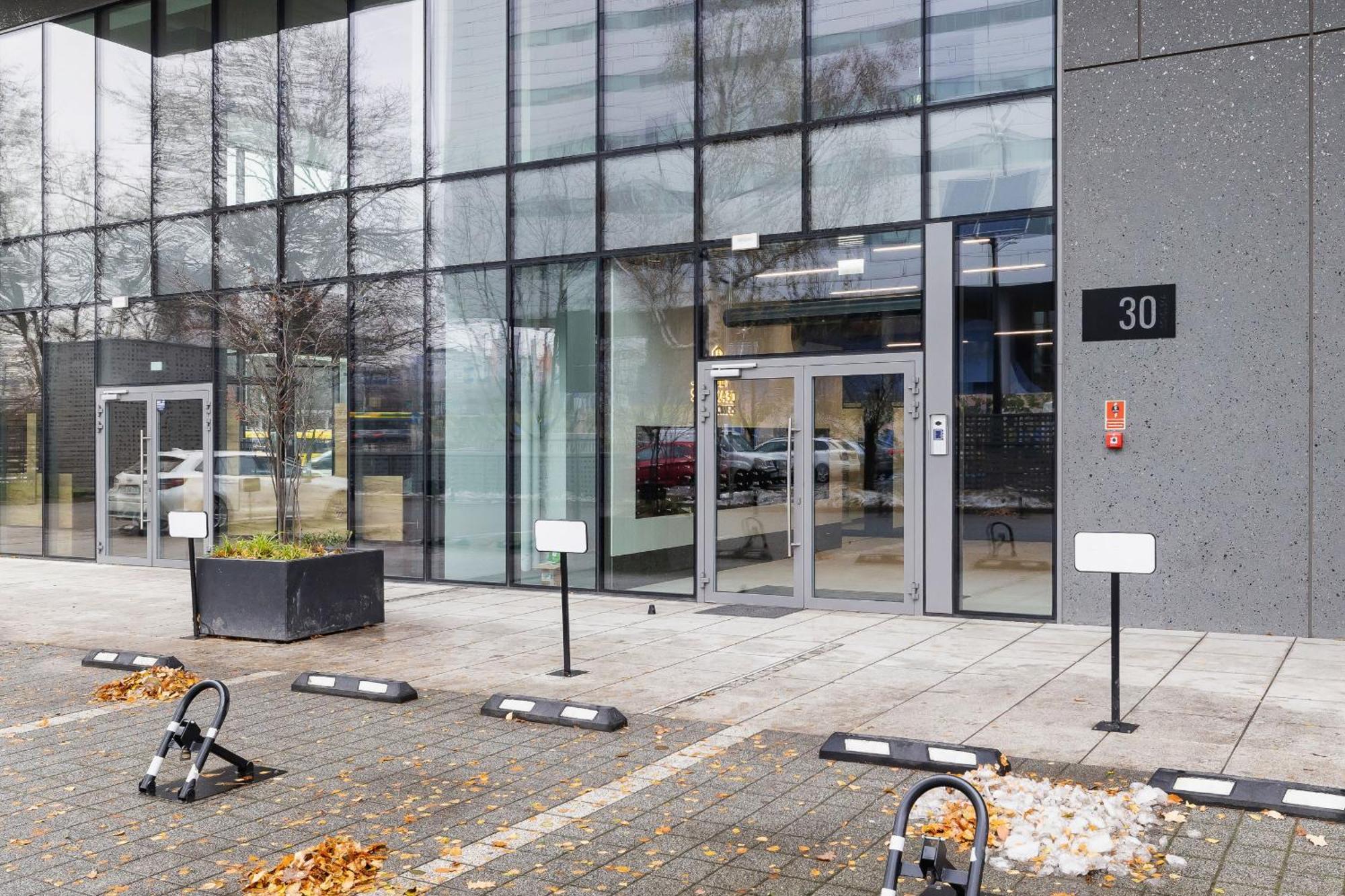 Exclusive Apartment In Katowice With Balcony, Parking, Gym And Sauna By Noclegi Renters Luaran gambar